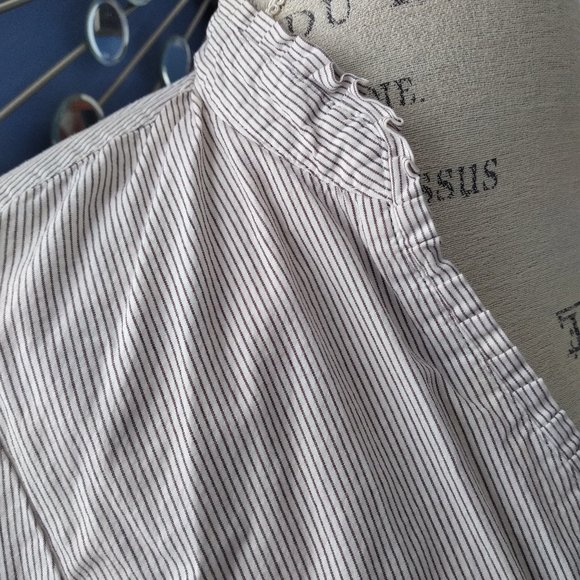 St. Johns Bay Button down long sleeve top - Picture 3 of 7